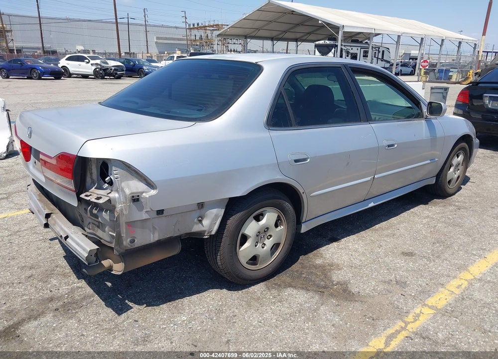 2001 HONDA ACCORD 3.0 EX VIN: 1HGCG16581A064253