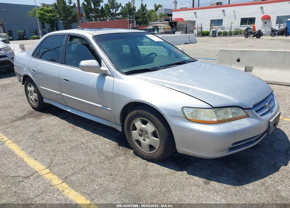 2001 HONDA ACCORD 3.0 EX VIN: 1HGCG16581A064253