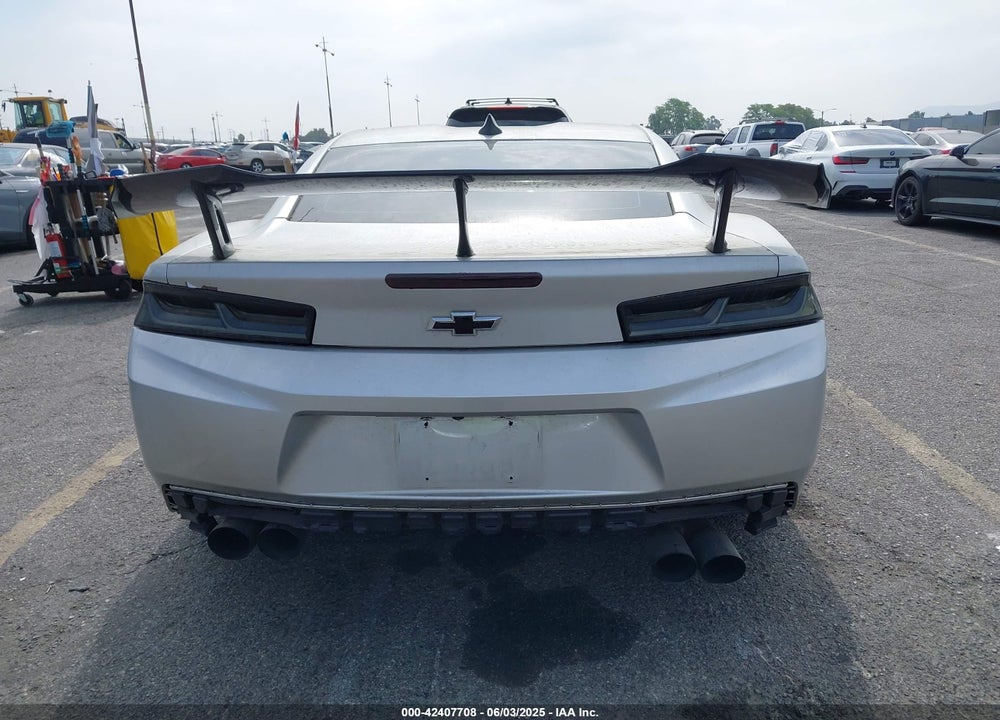 2016 CHEVROLET CAMARO VIN: 1G1FB1RX6G0157609