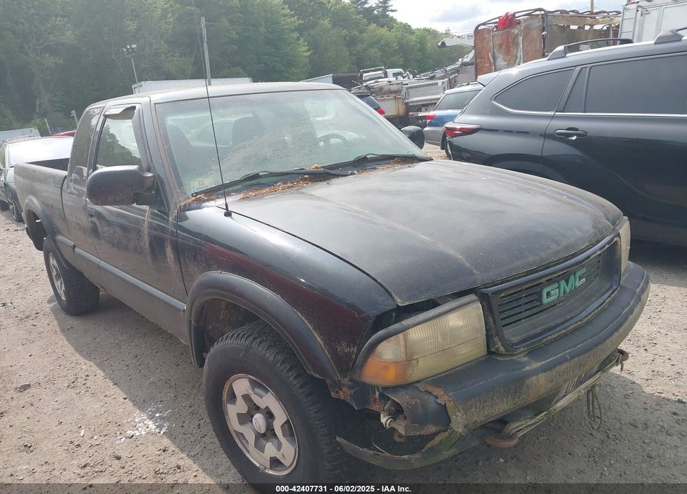 2000 GMC SONOMA SLS VIN: 1GTDT19W5Y8177243