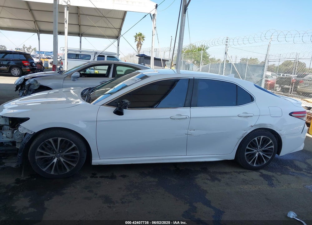 2019 TOYOTA CAMRY SE VIN: 4T1B11HK8KU747368