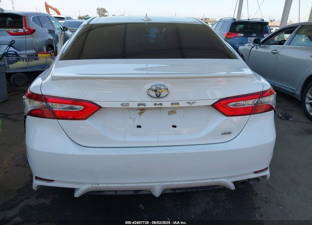 2019 TOYOTA CAMRY SE VIN: 4T1B11HK8KU747368