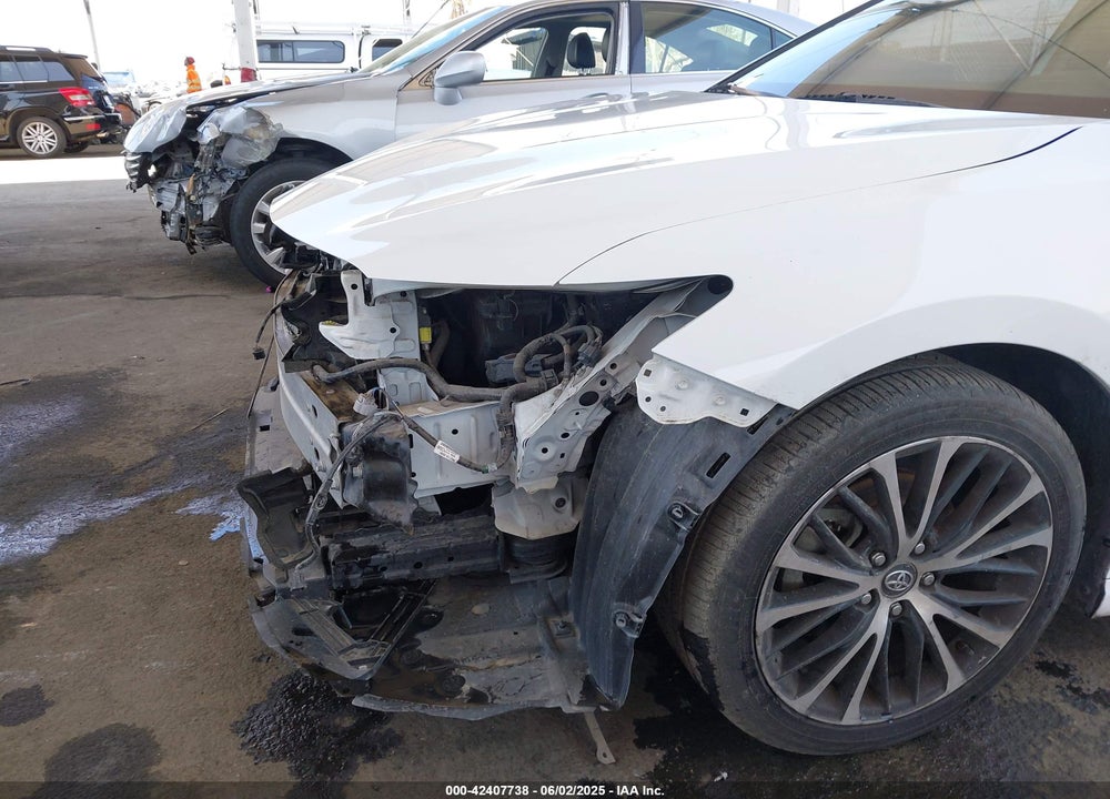 2019 TOYOTA CAMRY SE VIN: 4T1B11HK8KU747368