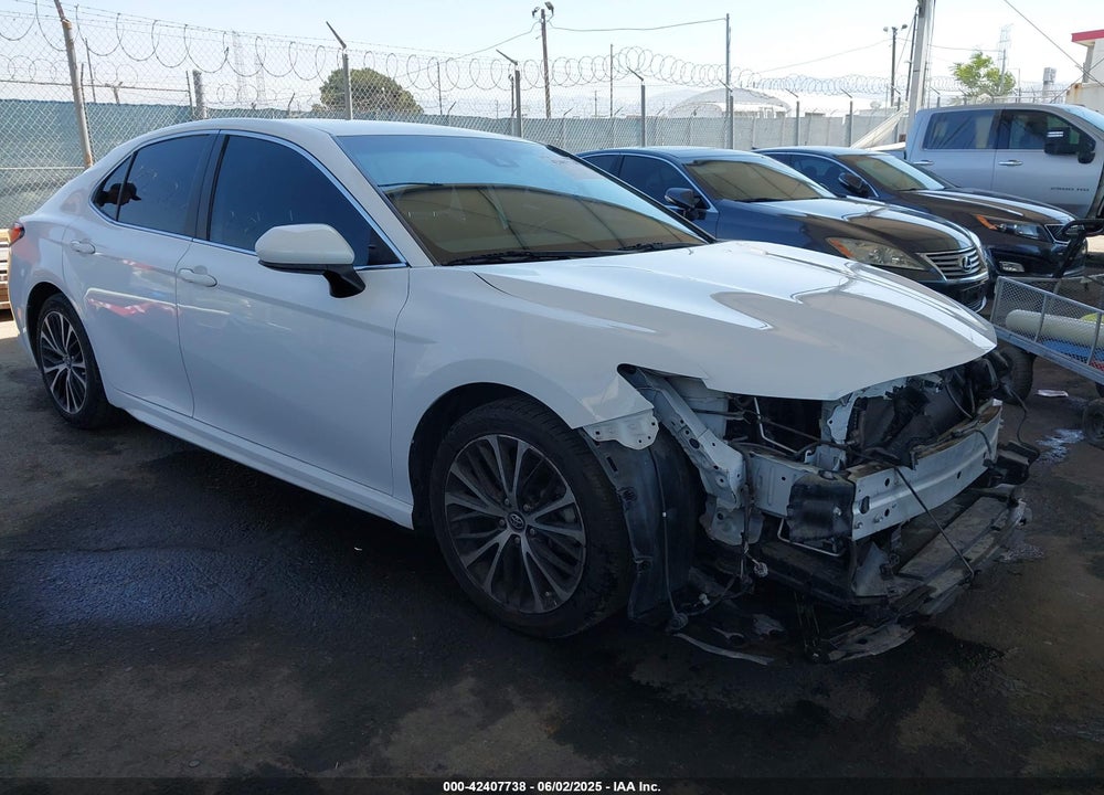 2019 TOYOTA CAMRY SE VIN: 4T1B11HK8KU747368