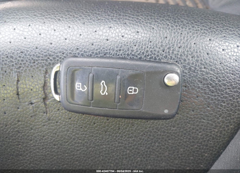 2014 VOLKSWAGEN JETTA 1.8T SE VIN: 3VWD17AJ6EM368926
