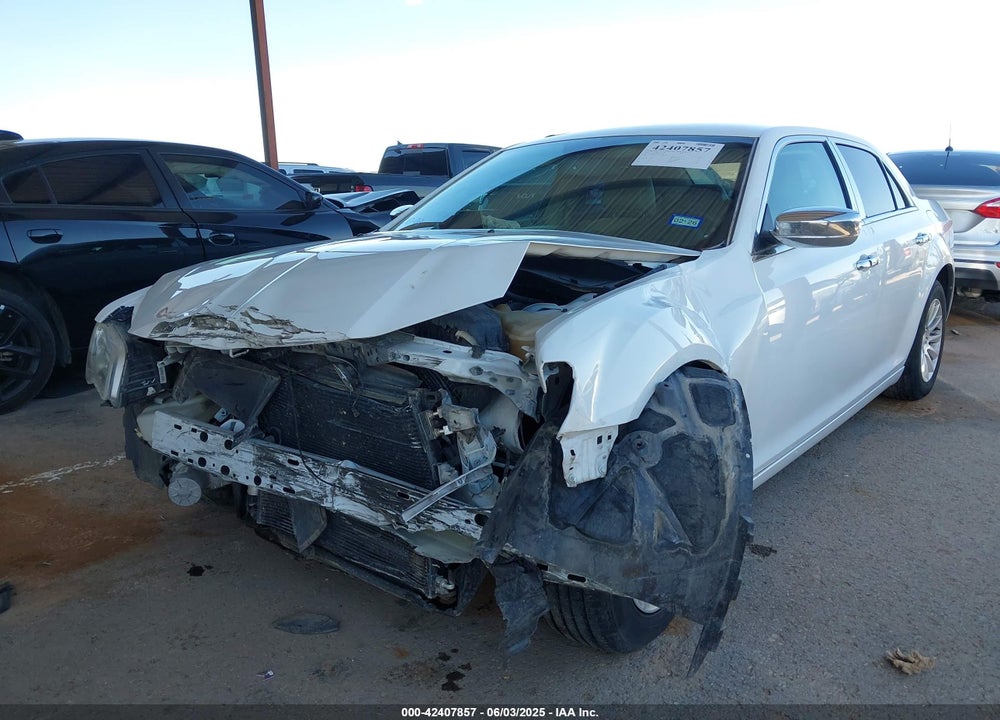 2014 CHRYSLER 300 VIN: 2C3CCAAG2EH121738