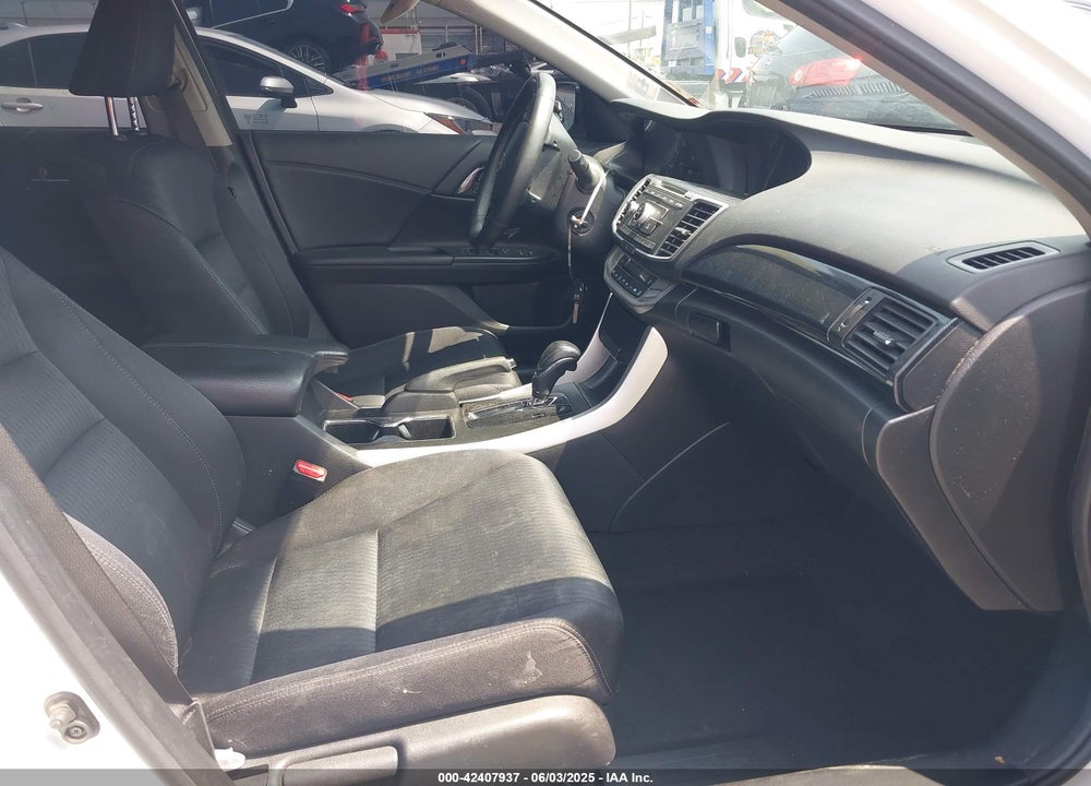 2015 HONDA ACCORD VIN: 1HGCR2F56FA099428