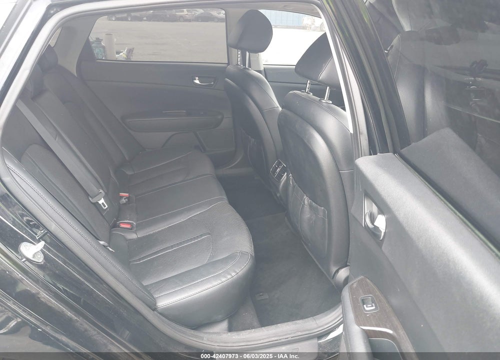 2019 KIA OPTIMA VIN: 5XXGU4L11KG337387