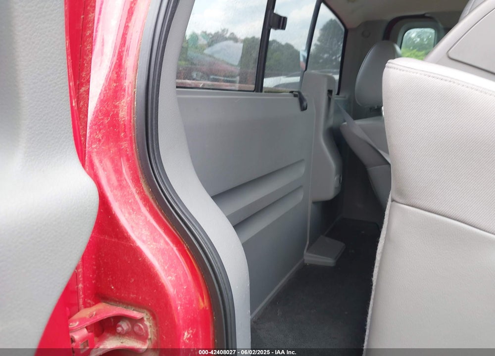 2005 FORD F-150 STX/XL/XLT VIN: 1FTRF12W05NA33605