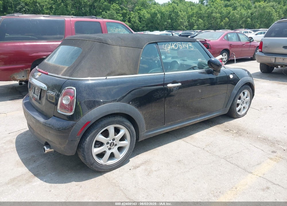 2010 MINI COOPER VIN: WMWMR3C51ATU97251