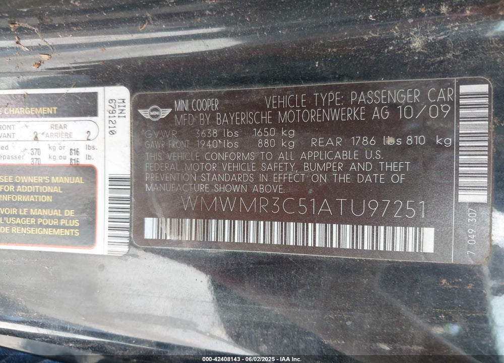 2010 MINI COOPER VIN: WMWMR3C51ATU97251