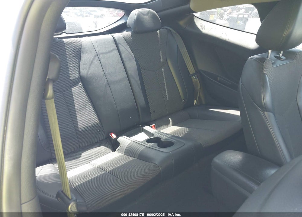 2013 HYUNDAI VELOSTER VIN: KMHTC6AD8DU174885