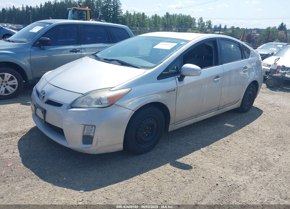 2011 TOYOTA PRIUS TWO VIN: JTDKN3DU9B0272428