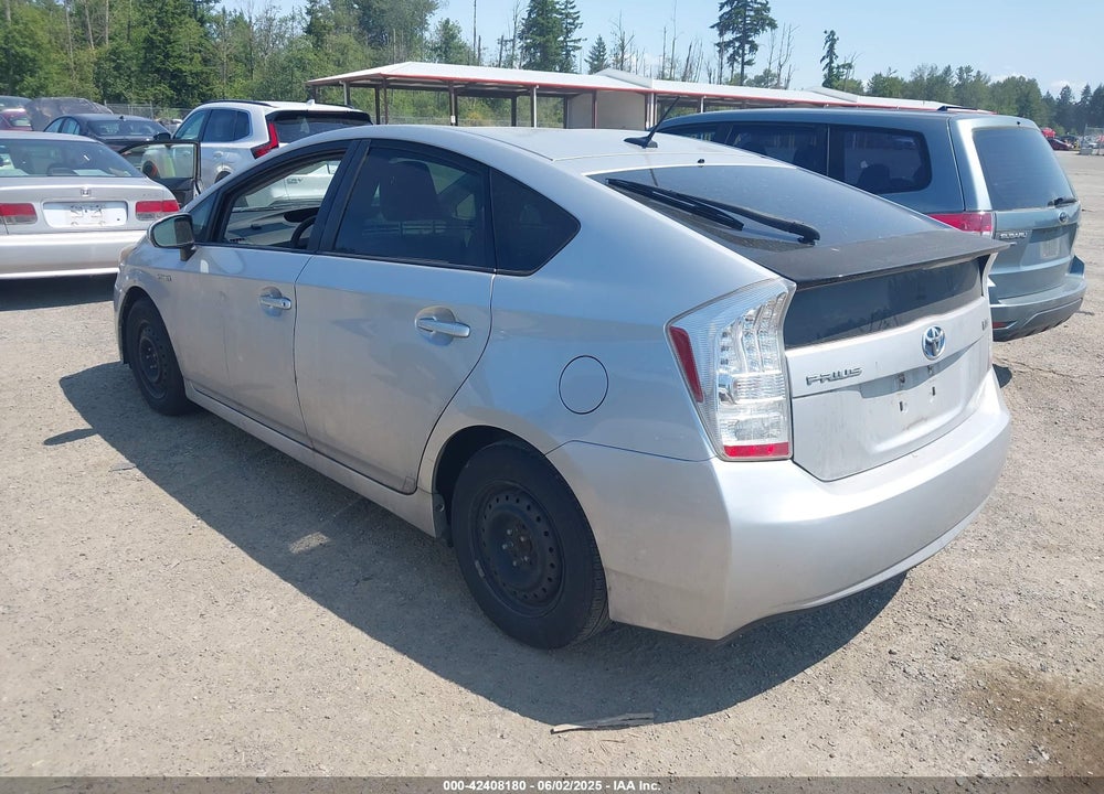 2011 TOYOTA PRIUS TWO VIN: JTDKN3DU9B0272428