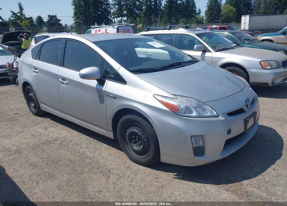 2011 TOYOTA PRIUS TWO VIN: JTDKN3DU9B0272428
