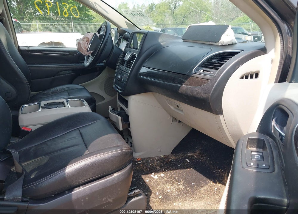 2016 CHRYSLER TOWN & COUNTRY TOURING VIN: 2C4RC1BG5GR245309