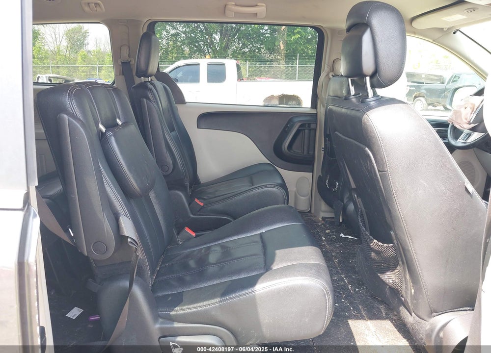 2016 CHRYSLER TOWN & COUNTRY TOURING VIN: 2C4RC1BG5GR245309
