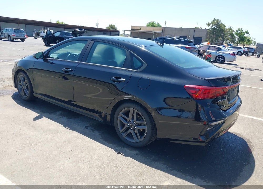 2020 KIA FORTE GT LINE VIN: 3KPF34AD6LE180638