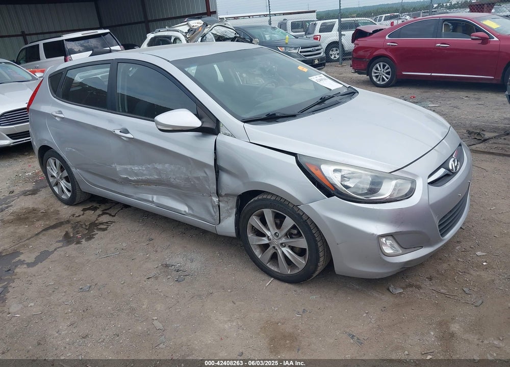 2013 HYUNDAI ACCENT SE VIN: KMHCU5AE7DU129047