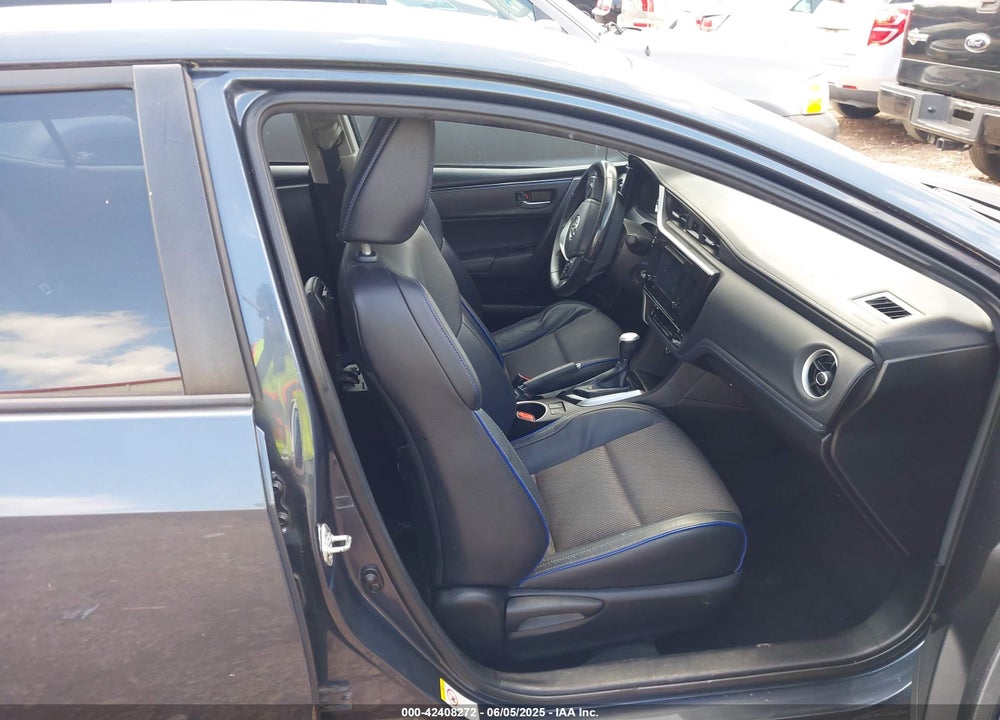 2018 TOYOTA COROLLA VIN: 5YFBURHE8JP798613
