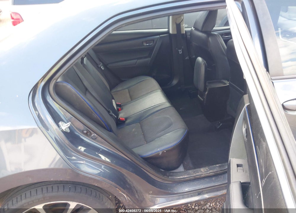 2018 TOYOTA COROLLA VIN: 5YFBURHE8JP798613
