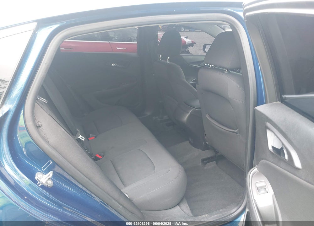 2019 CHEVROLET MALIBU VIN: 1G1ZC5ST8KF158159