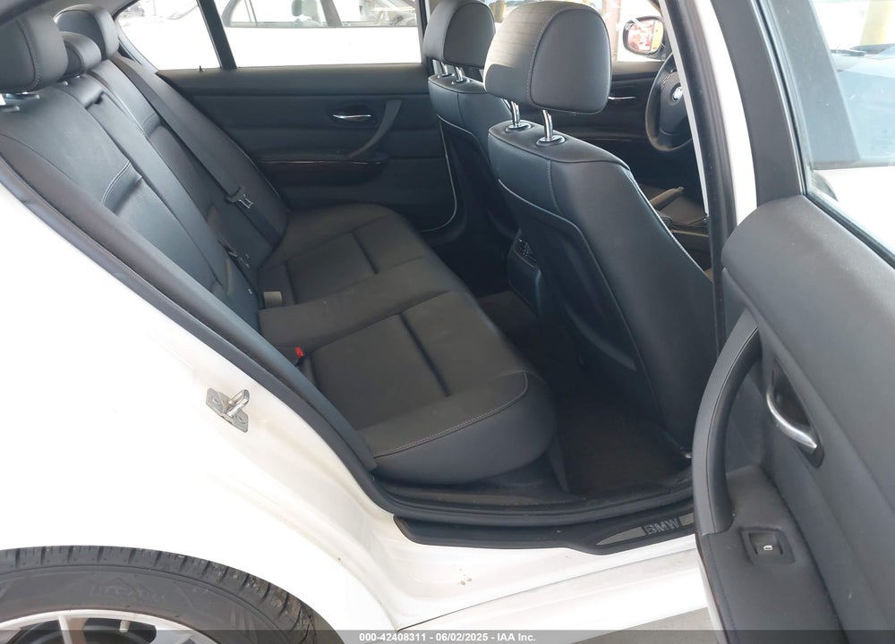 2010 BMW 328I XDRIVE VIN: WBAPK5C58AA649146