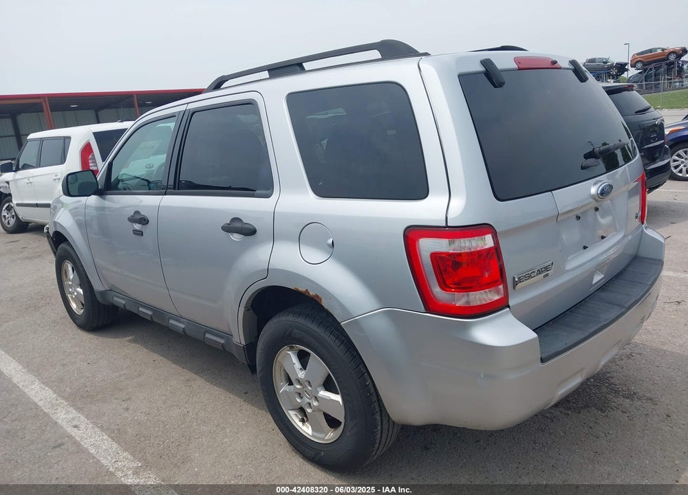 2011 FORD ESCAPE VIN: 1FMCU0DG4BKC52992