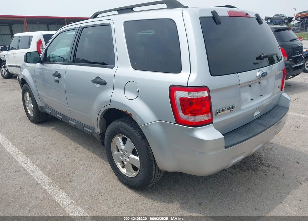 2011 FORD ESCAPE VIN: 1FMCU0DG4BKC52992
