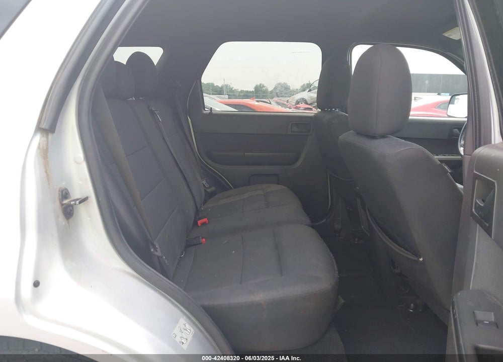 2011 FORD ESCAPE VIN: 1FMCU0DG4BKC52992