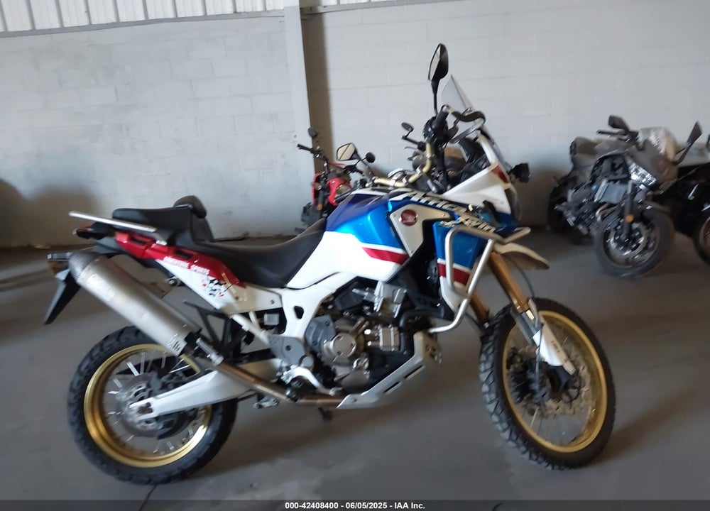 2018 HONDA CRF1000 D2 VIN: JH2SD0457JK200356