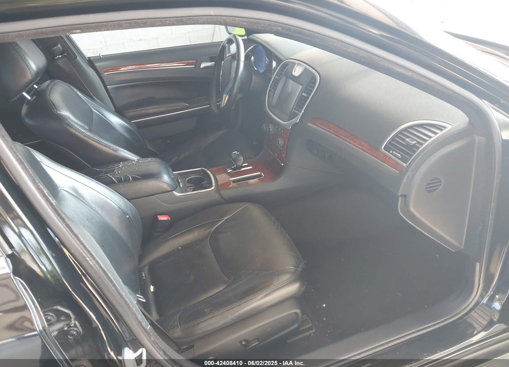 2012 CHRYSLER 300 LIMITED VIN: 2C3CCACGXCH311040