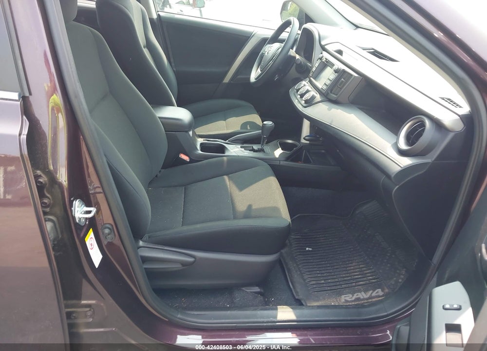 2018 TOYOTA RAV4 VIN: 2T3BFREV2JW791595