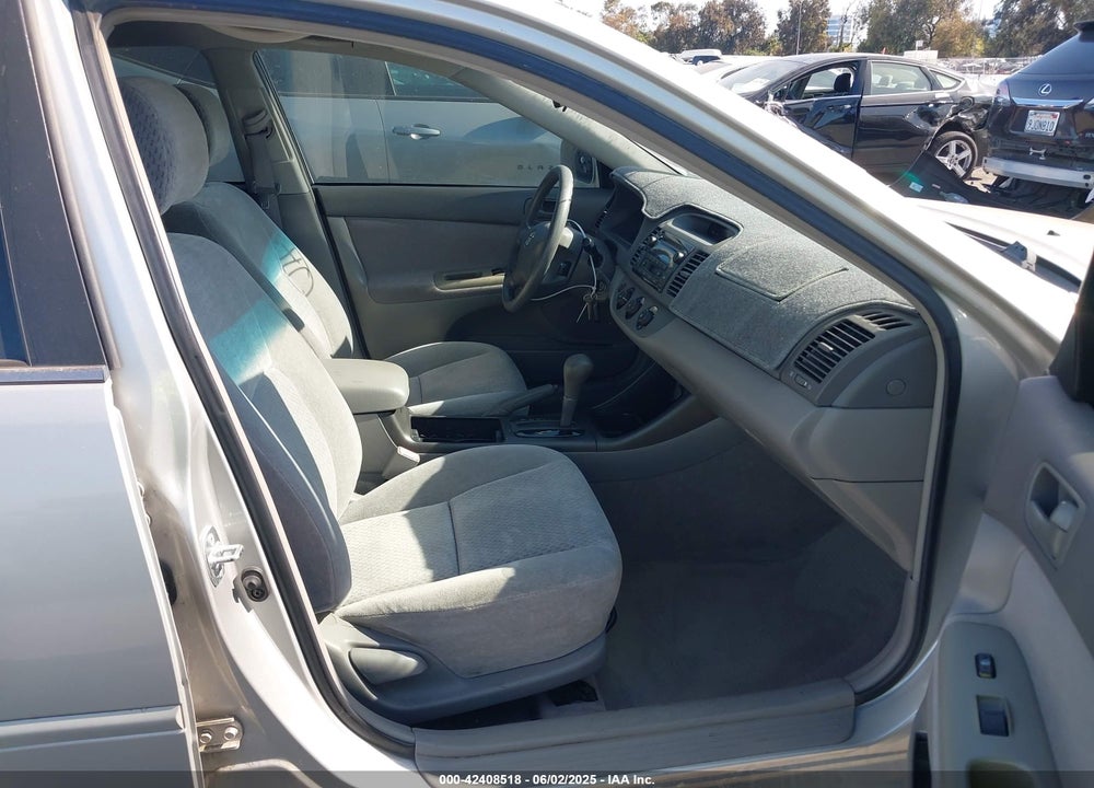 2002 TOYOTA CAMRY LE VIN: 4T1BE32KX2U096740