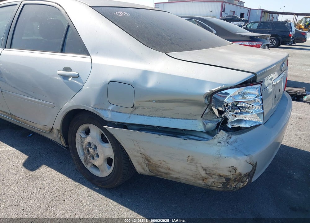 2002 TOYOTA CAMRY LE VIN: 4T1BE32KX2U096740