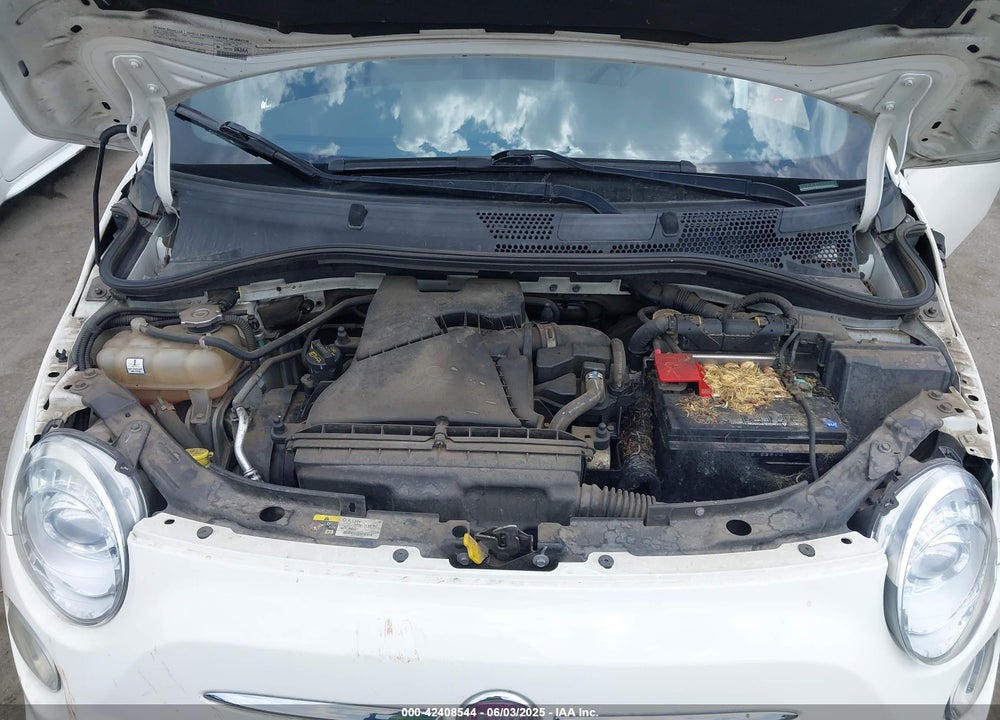 2013 FIAT 500 VIN: 3C3CFFBR4DT536389