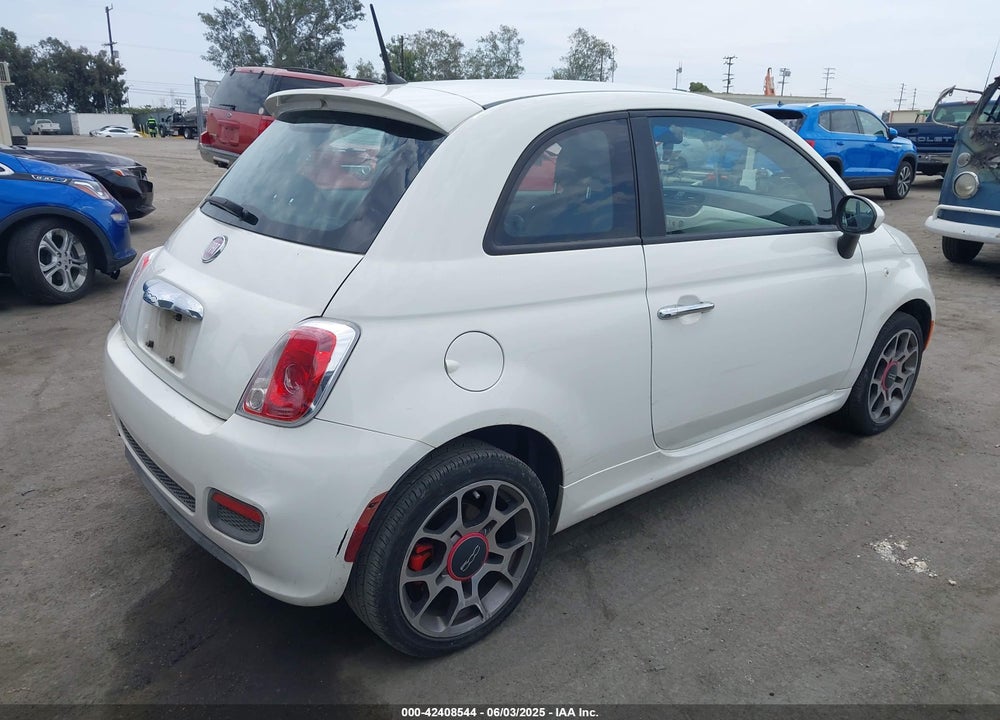 2013 FIAT 500 VIN: 3C3CFFBR4DT536389