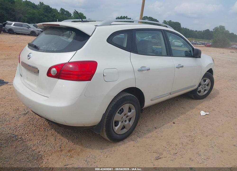 2015 NISSAN ROGUE SELECT VIN: JN8AS5MTXFW153527