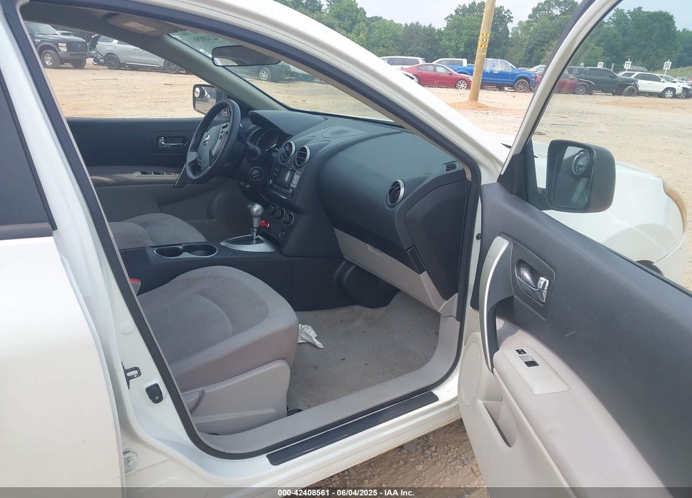 2015 NISSAN ROGUE SELECT VIN: JN8AS5MTXFW153527