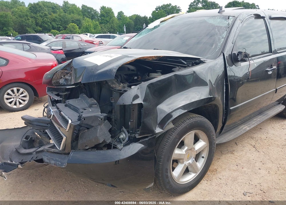 2008 CHEVROLET TAHOE VIN: 1GNFK130X8R137676