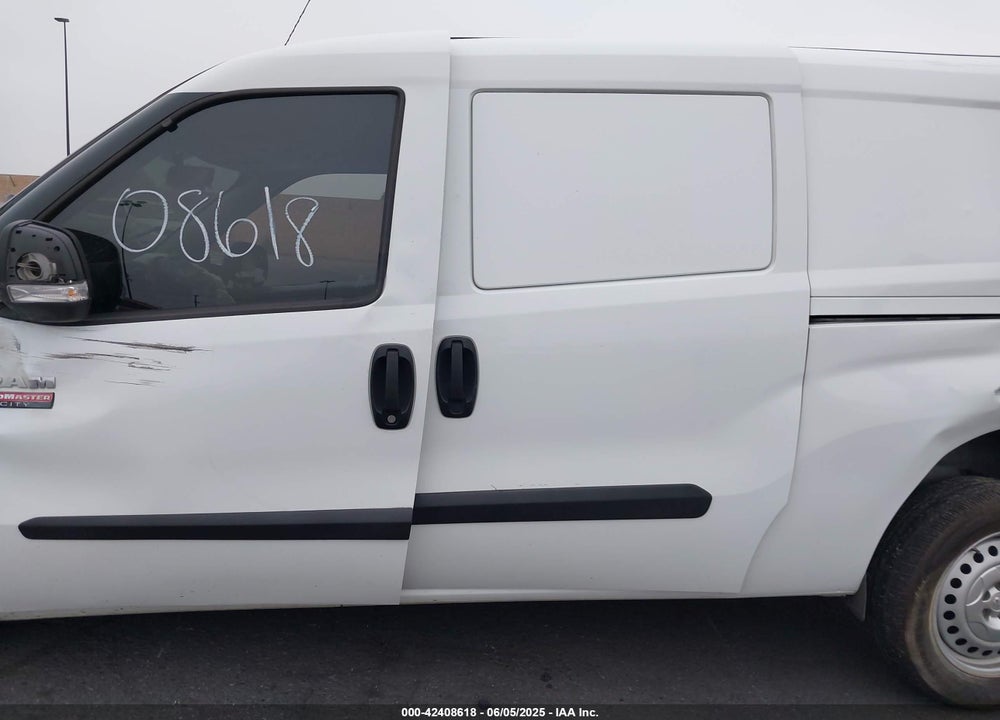 2018 RAM PROMASTER CITY VIN: ZFBERFAB7J6J70727