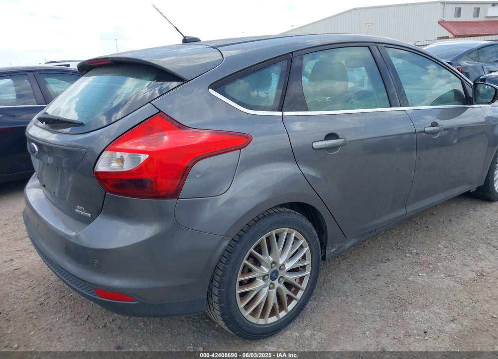2012 FORD FOCUS VIN: 1FAHP3M24CL454188