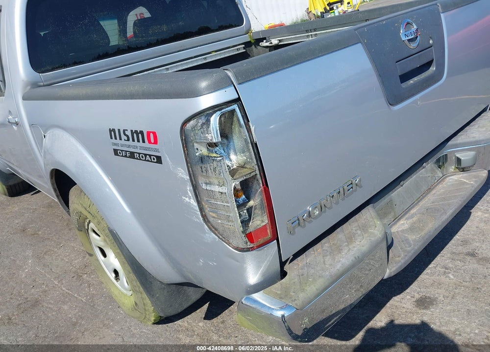 2006 NISSAN FRONTIER VIN: 1N6AD07U36C468195