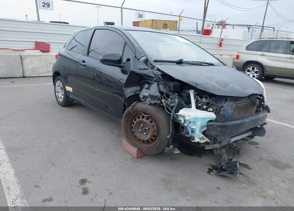 2012 TOYOTA YARIS LE VIN: JTDJTUD38CD501660