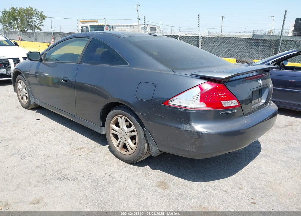 2007 HONDA ACCORD 2.4 EX VIN: 1HGCM72627A017237