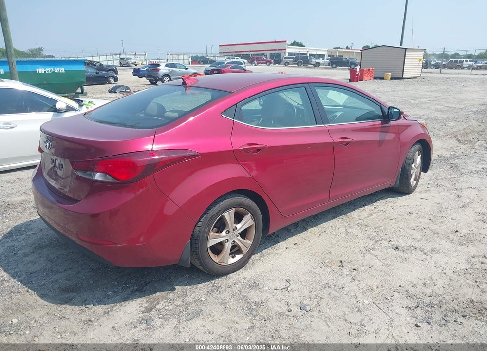 2016 HYUNDAI ELANTRA VIN: 5NPDH4AE2GH732722