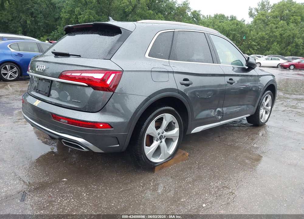 2022 AUDI Q5 VIN: WA1EAAFY2N2058624