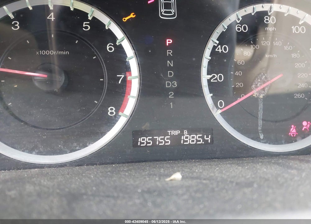 2010 HONDA ACCORD 2.4 LX-P VIN: 1HGCP2F40AA062929