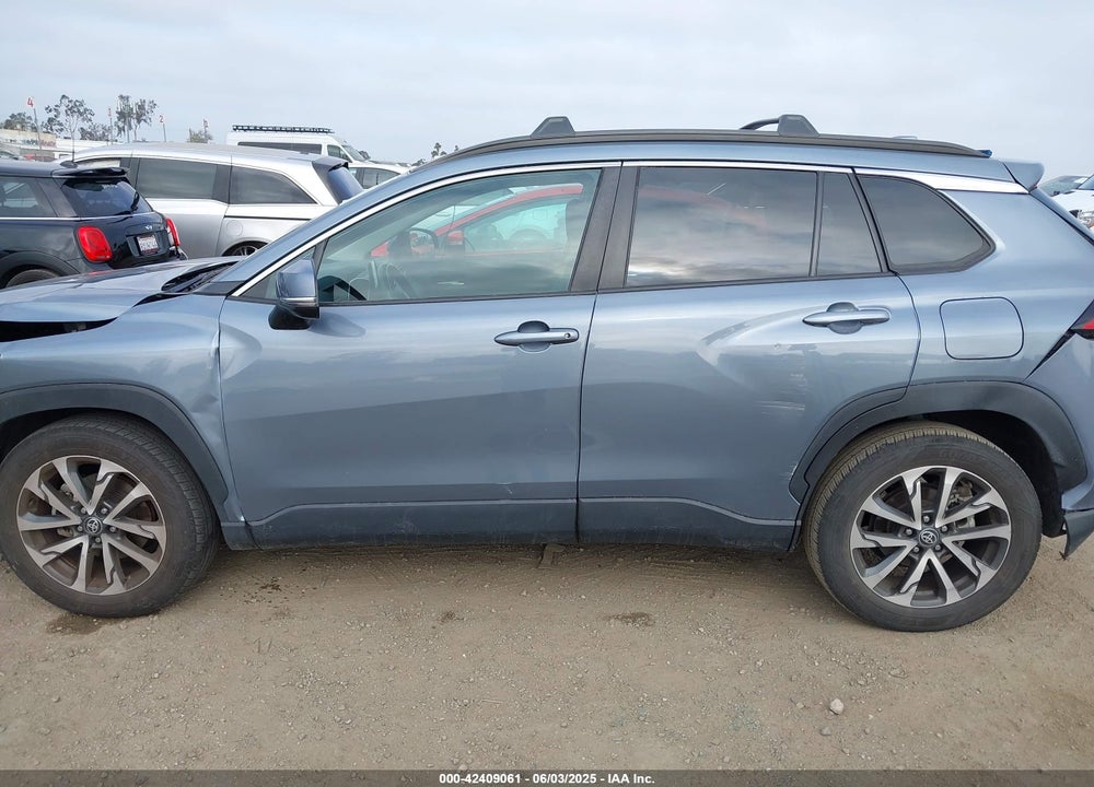 2022 TOYOTA COROLLA CROSS VIN: 7MUDAABG6NV007009