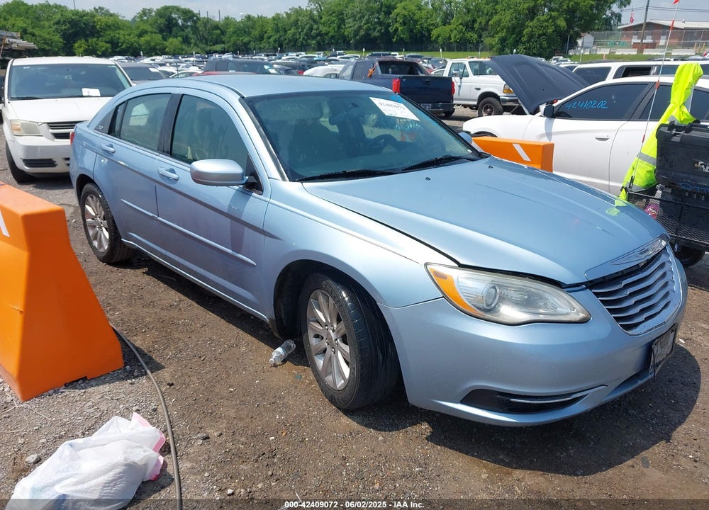 2012 CHRYSLER 200 TOURING VIN: 1C3CCBBG2CN295222